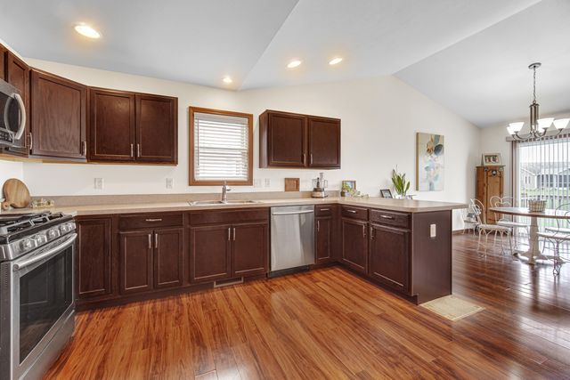 202 Allison Lane, La Porte, IN 46350