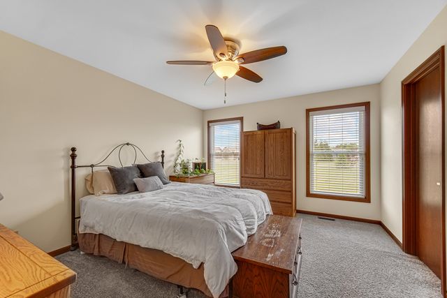 202 Allison Lane, La Porte, IN 46350