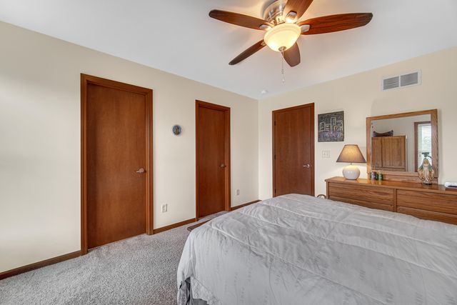 202 Allison Lane, La Porte, IN 46350