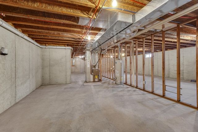 202 Allison Lane, La Porte, IN 46350