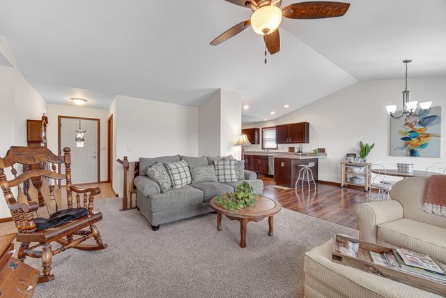 202 Allison Lane, La Porte, IN 46350
