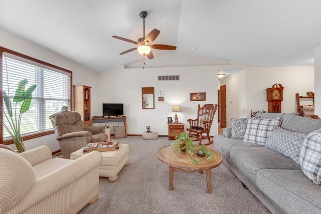 202 Allison Lane, La Porte, IN 46350