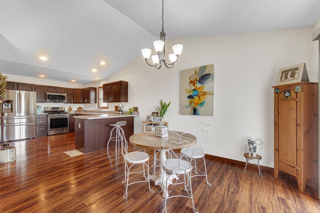 202 Allison Lane, La Porte, IN 46350