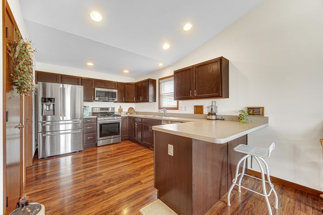 202 Allison Lane, La Porte, IN 46350