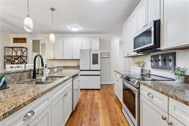 1713 Sanderson RD, Chesapeake, VA 23322