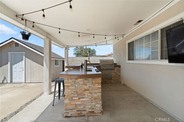 16289 Ramona, Fontana, CA 92336