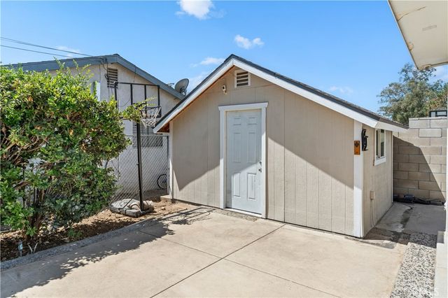 16289 Ramona, Fontana, CA 92336