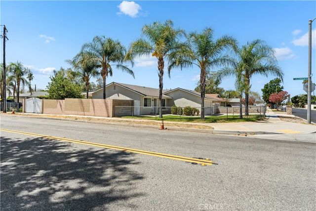 16289 Ramona, Fontana, CA 92336