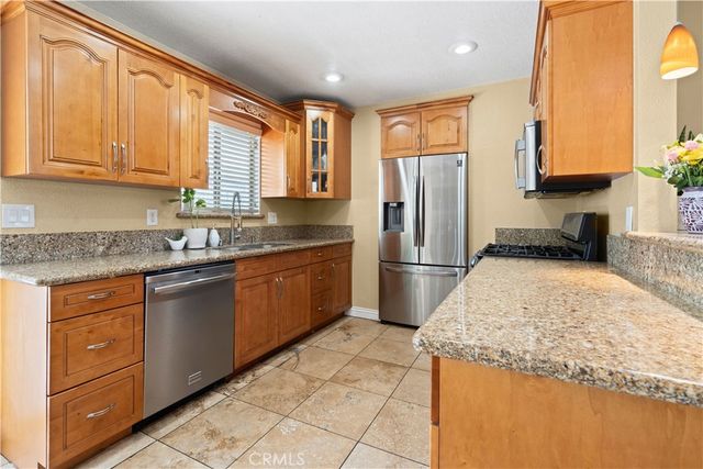 16289 Ramona, Fontana, CA 92336
