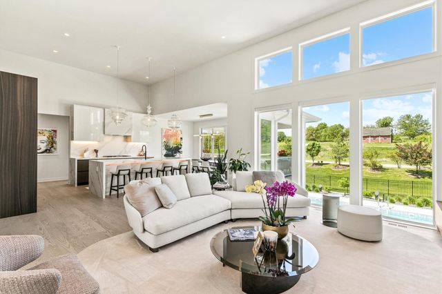 1129 S Wilder Place, West Des Moines, IA 50266