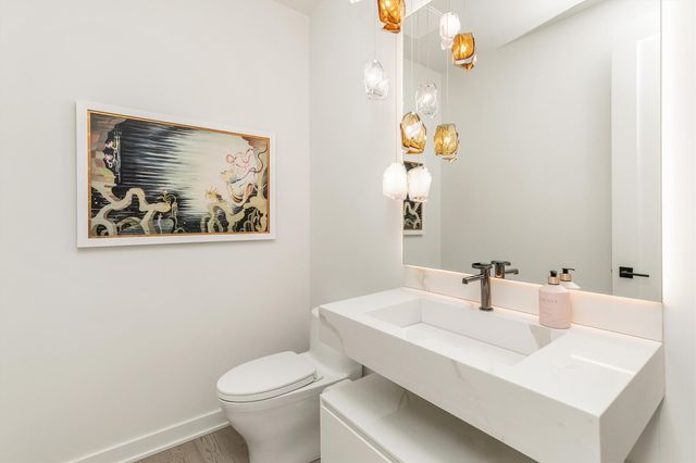 1129 S Wilder Place, West Des Moines, IA 50266