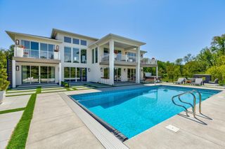 1129 S Wilder Place, West Des Moines, IA 50266