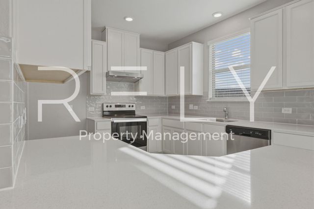 140 Katie Elder DR, Jarrell, TX 76537