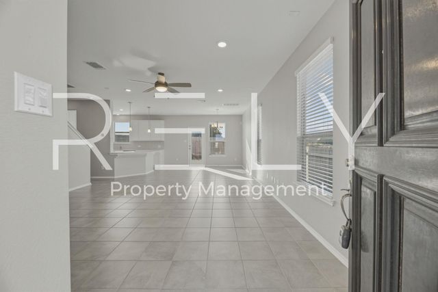 140 Katie Elder DR, Jarrell, TX 76537