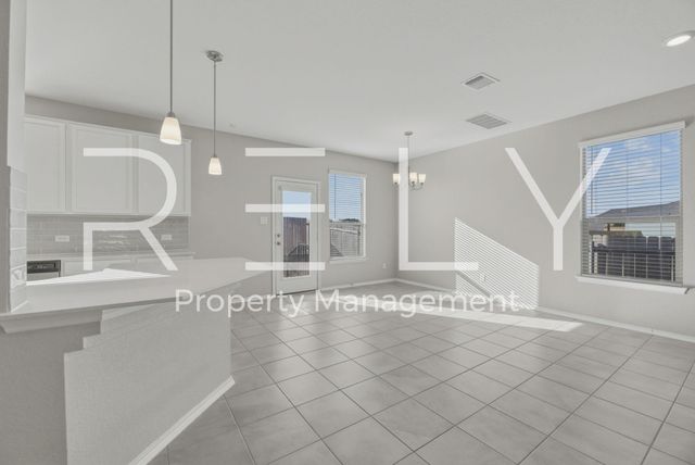 140 Katie Elder DR, Jarrell, TX 76537