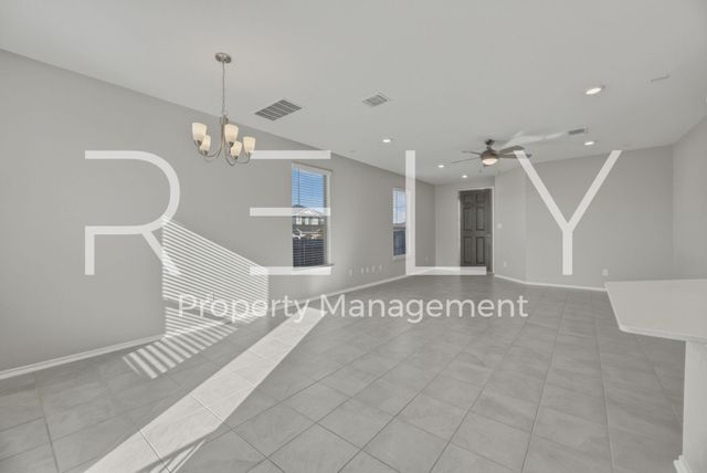 140 Katie Elder DR, Jarrell, TX 76537