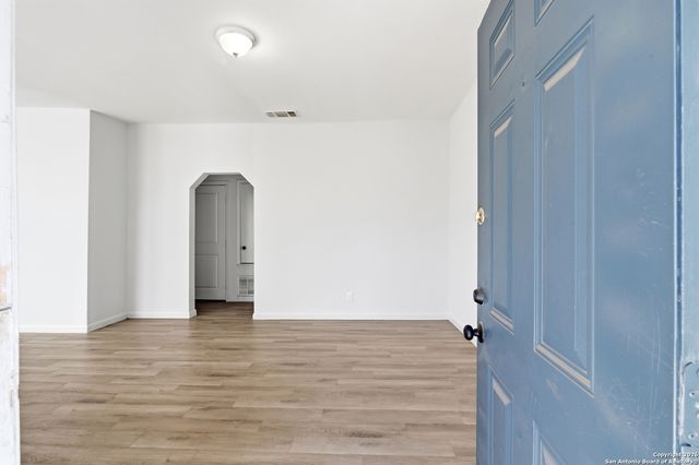 1029 FULTON AVE, San Antonio, TX 78201