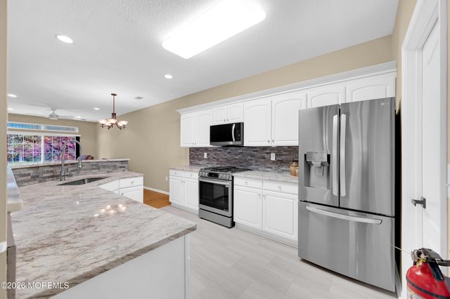 65 Golden Willows Avenue, Lakewood, NJ 08701