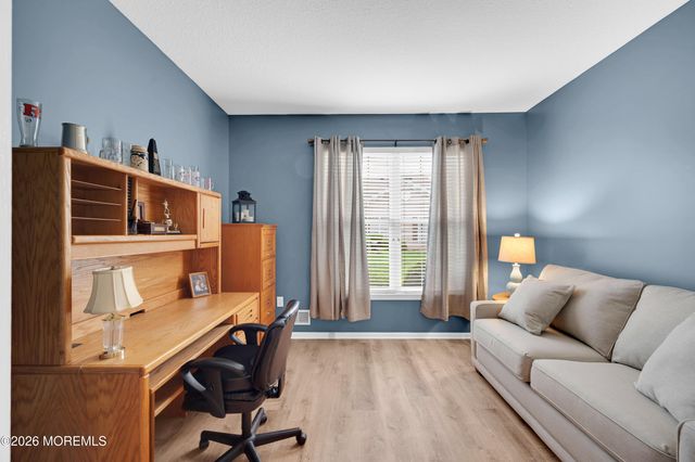 65 Golden Willows Avenue, Lakewood, NJ 08701