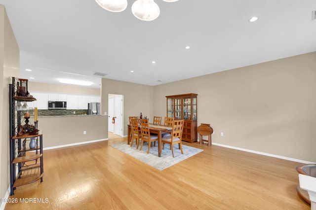 65 Golden Willows Avenue, Lakewood, NJ 08701