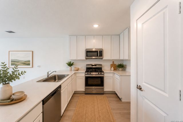 10839 Bernal Cove, San Antonio, TX 78224