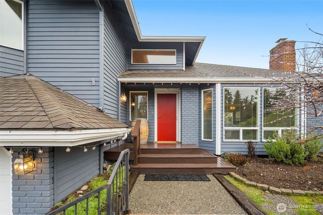 16619 71st Place W, Lynnwood, WA 98037