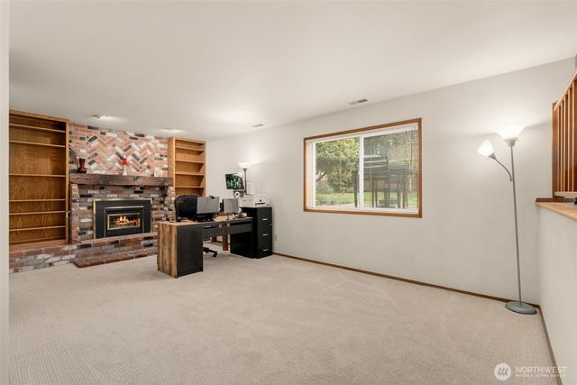 16619 71st Place W, Lynnwood, WA 98037