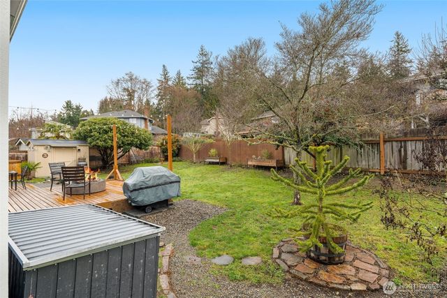 16619 71st Place W, Lynnwood, WA 98037