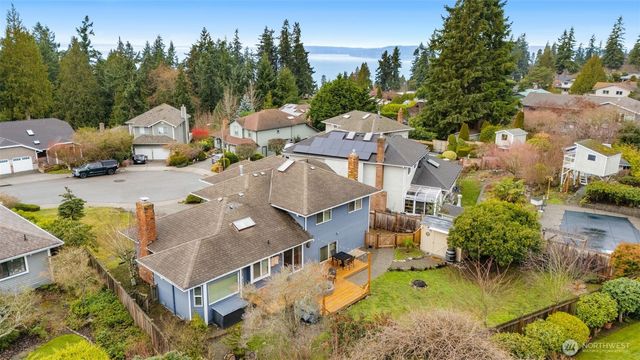 16619 71st Place W, Lynnwood, WA 98037