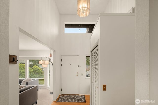 16619 71st Place W, Lynnwood, WA 98037