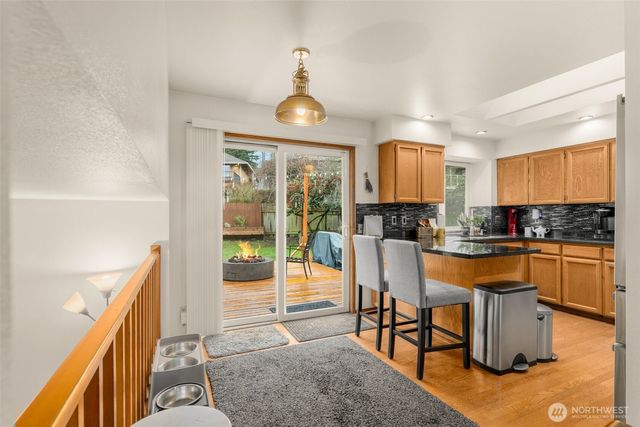 16619 71st Place W, Lynnwood, WA 98037