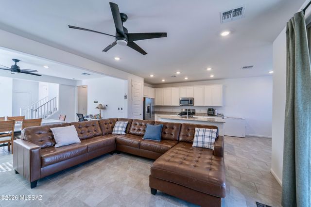 6721 E Via De Ayate, Tucson, AZ 85756