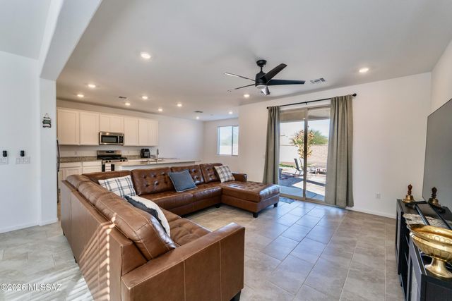 6721 E Via De Ayate, Tucson, AZ 85756