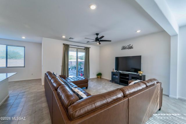 6721 E Via De Ayate, Tucson, AZ 85756