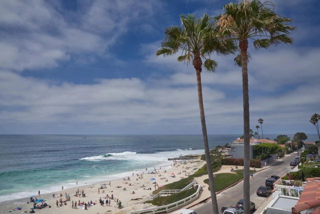 6911 Neptune Pl, La Jolla, CA 92037