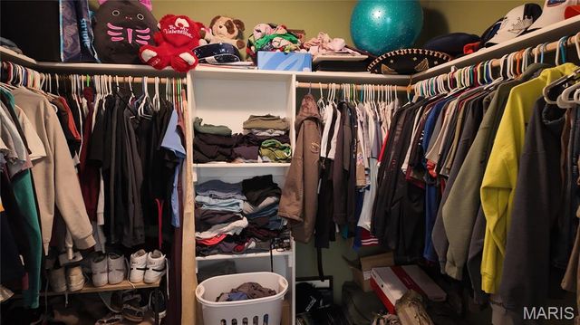 110 Sandstone Drive, St Robert, MO 65584