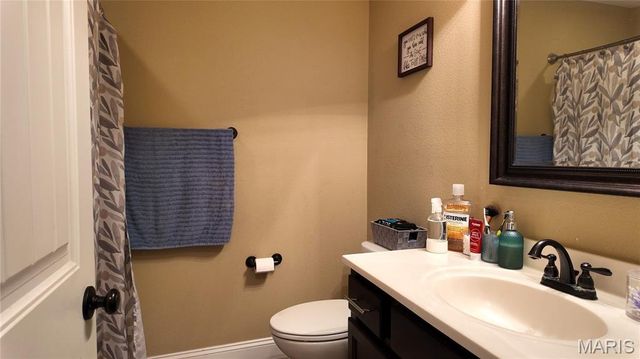 110 Sandstone Drive, St Robert, MO 65584