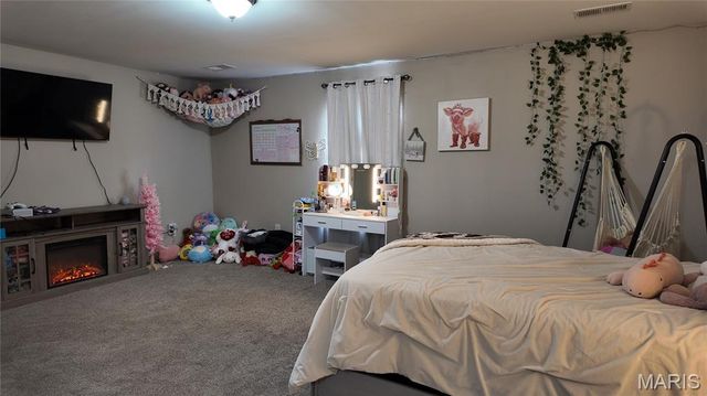 110 Sandstone Drive, St Robert, MO 65584