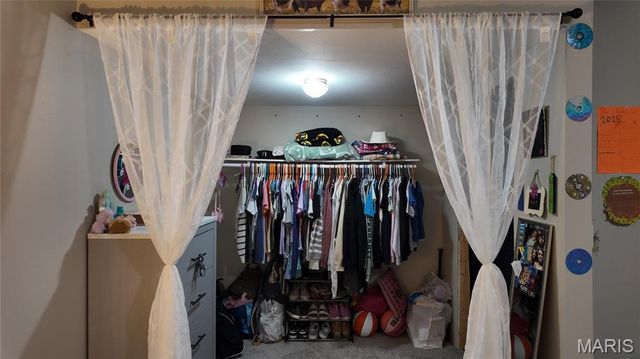 110 Sandstone Drive, St Robert, MO 65584