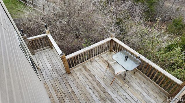 110 Sandstone Drive, St Robert, MO 65584