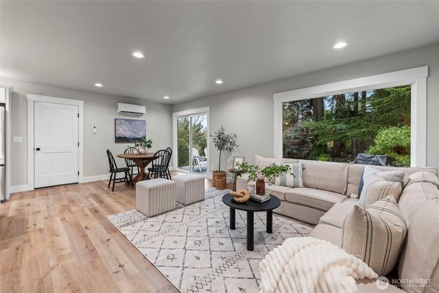 2309 Beech Avenue, Steilacoom, WA 98388