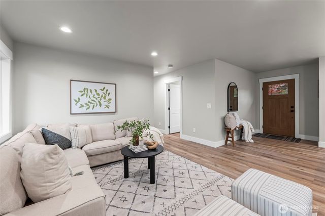 2309 Beech Avenue, Steilacoom, WA 98388