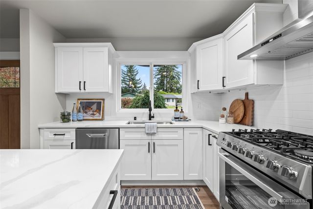 2309 Beech Avenue, Steilacoom, WA 98388