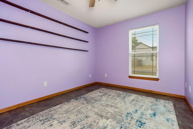 501 SW Creek Ridge Drive, Grain Valley, MO 64029