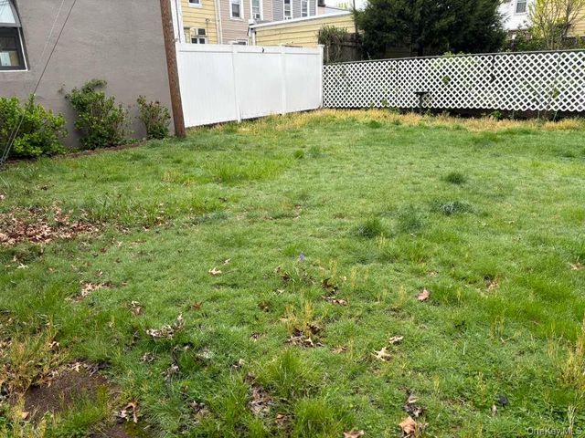 71-29 Myrtle Avenue 1st Fl, Glendale, NY 11385