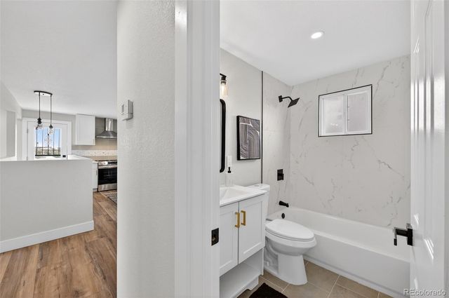 150 E 49th Avenue, Denver, CO 80216