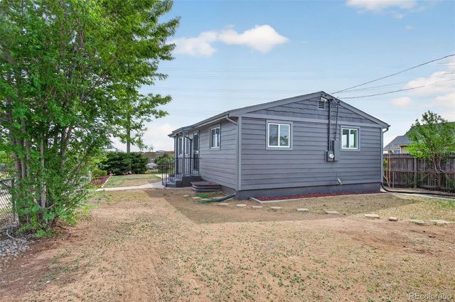 150 E 49th Avenue, Denver, CO 80216