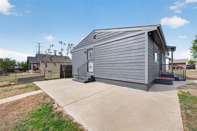 150 E 49th Avenue, Denver, CO 80216