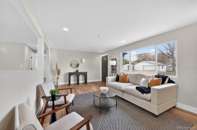 150 E 49th Avenue, Denver, CO 80216