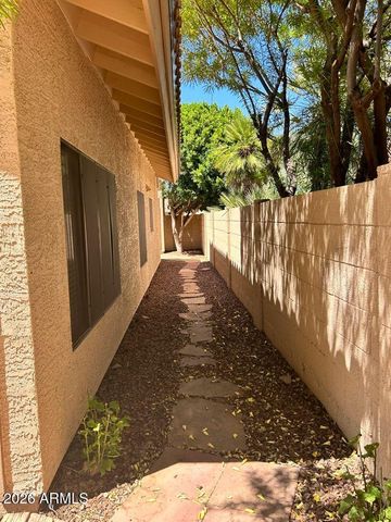 2363 W COMSTOCK Drive, Chandler, AZ 85224